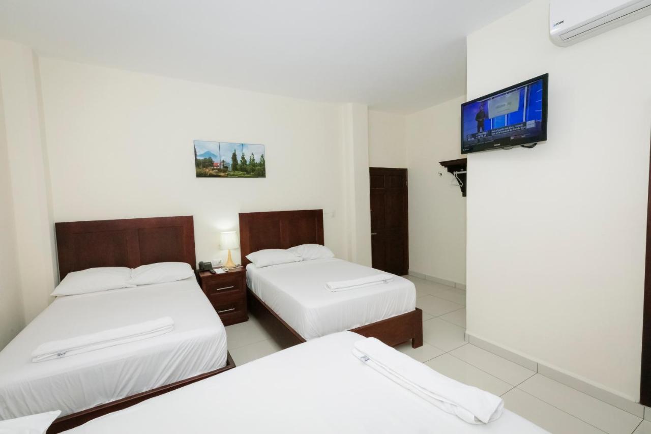 Hotel Mediterraneo Inn Santa Rosa de Lima Eksteriør bilde